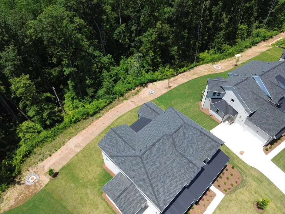 Coordinating roofing and masonry work